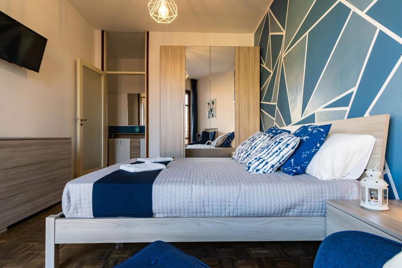 Blue Wave Apartment Arona - Lago Maggiore Eksteriør bilde