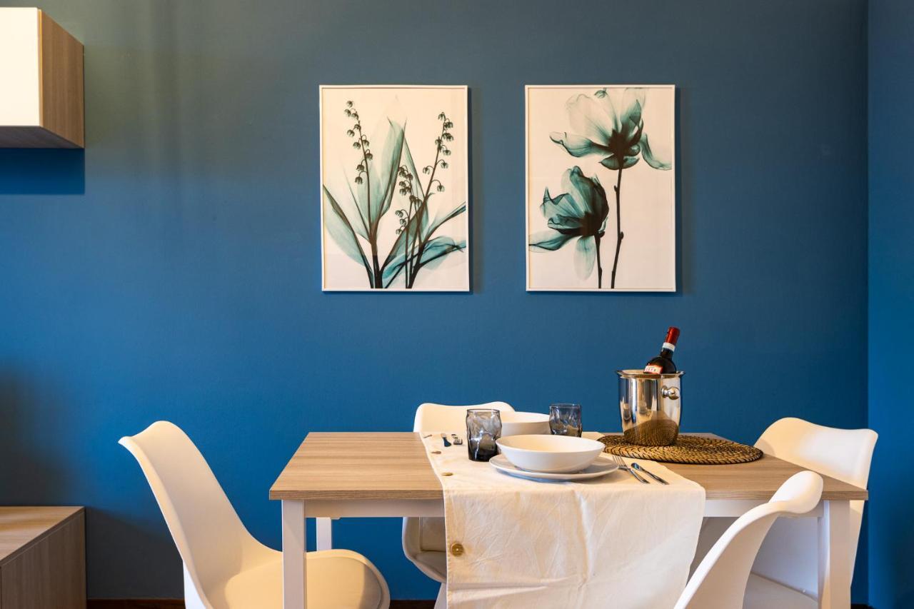 Blue Wave Apartment Arona - Lago Maggiore Eksteriør bilde
